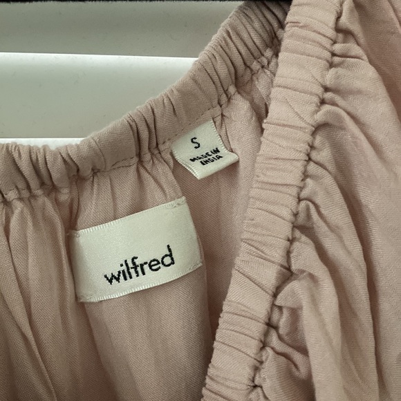 Blush / neutral pink dress, lace drill around neckline. - Picture 2 of 3